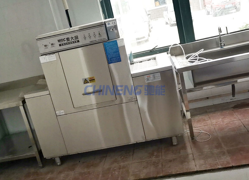 慧芃新材料自動食堂洗消間