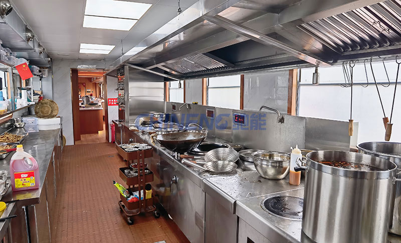 逕下村納米小鎮火車主題餐廳煙罩