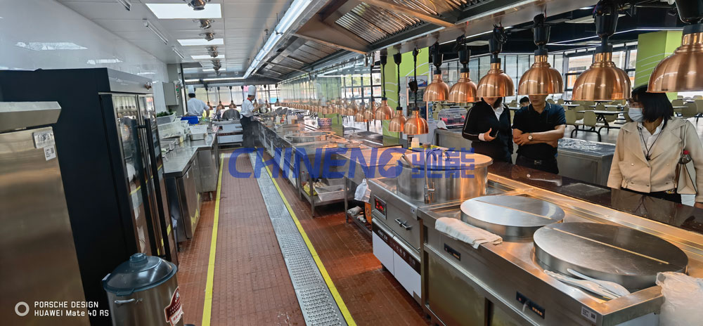 大飯堂廚房設備