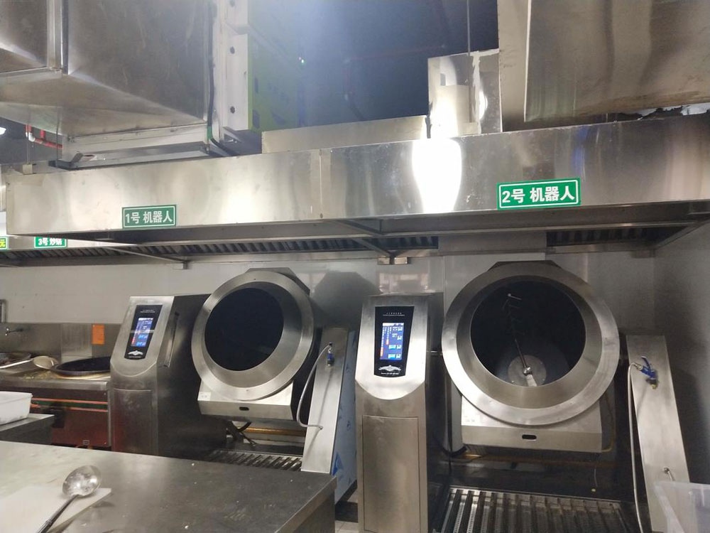 商用炒菜機好用嗎？為什么現在的餐飲業(yè)逐漸投入使用炒菜機